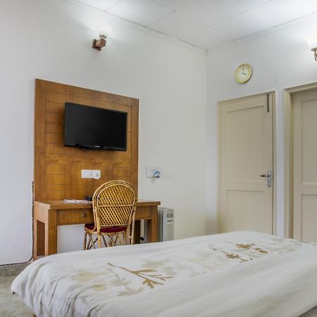 Kasauli Edge Apt With Balcony Екстериор снимка