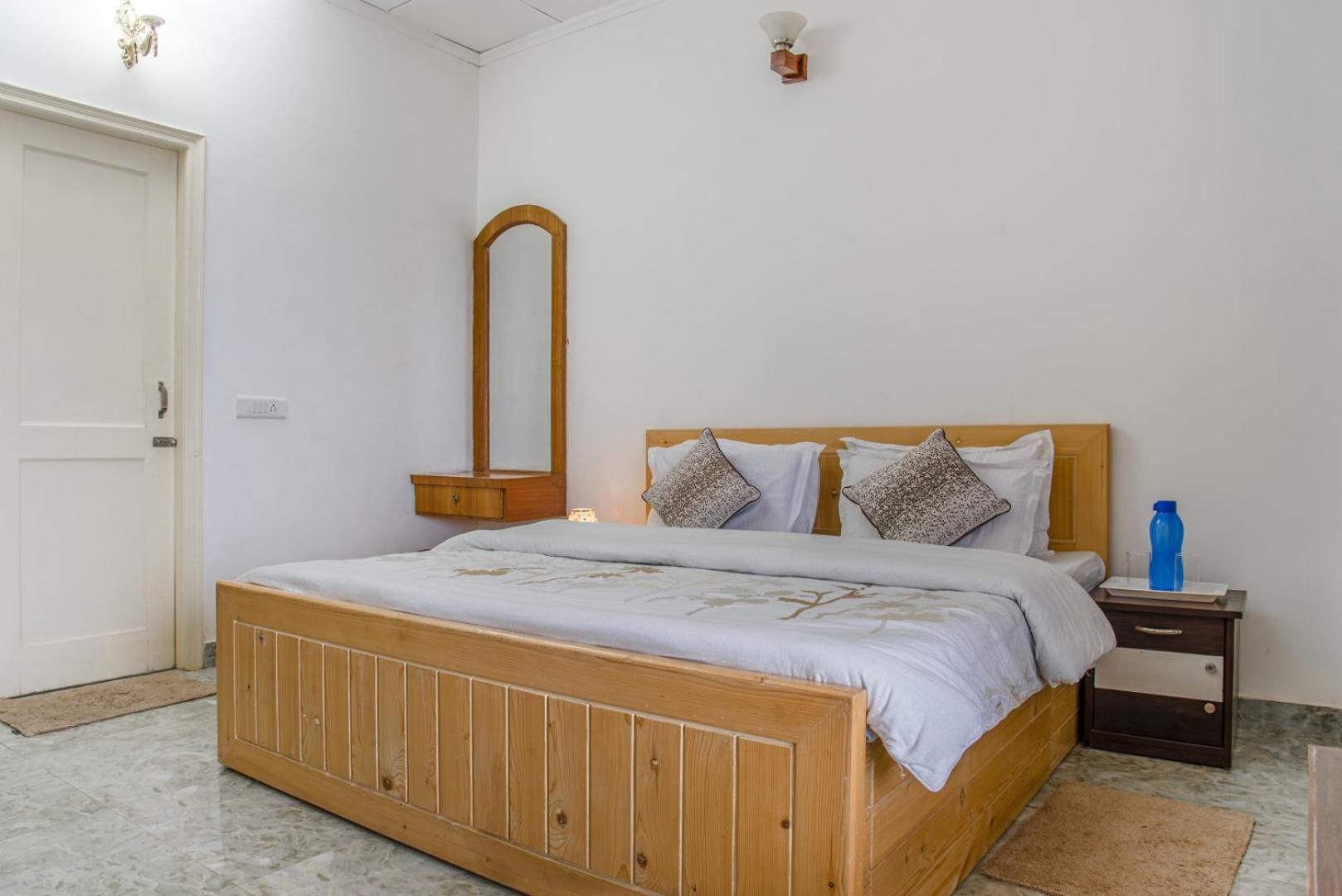 Kasauli Edge Apt With Balcony Екстериор снимка