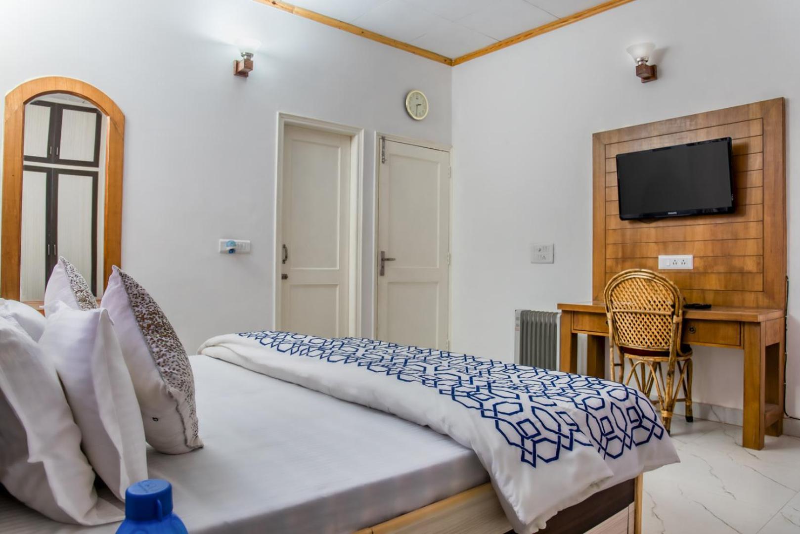 Kasauli Edge Apt With Balcony Екстериор снимка