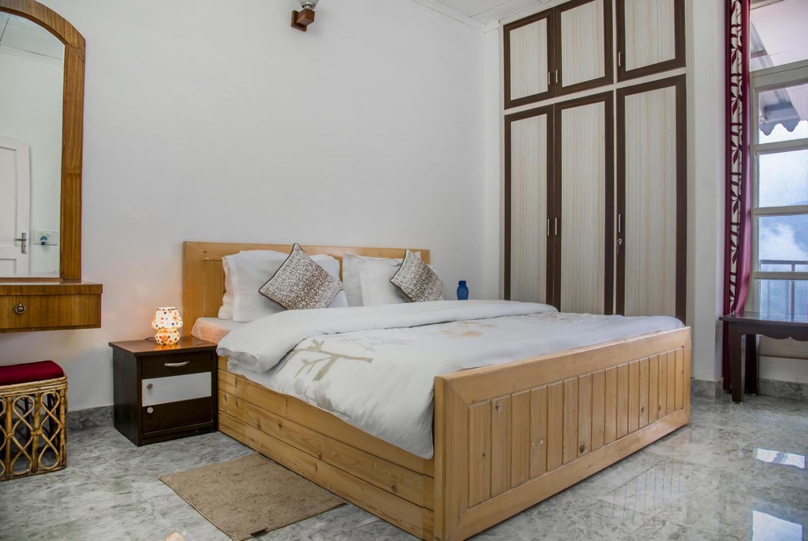 Kasauli Edge Apt With Balcony Екстериор снимка
