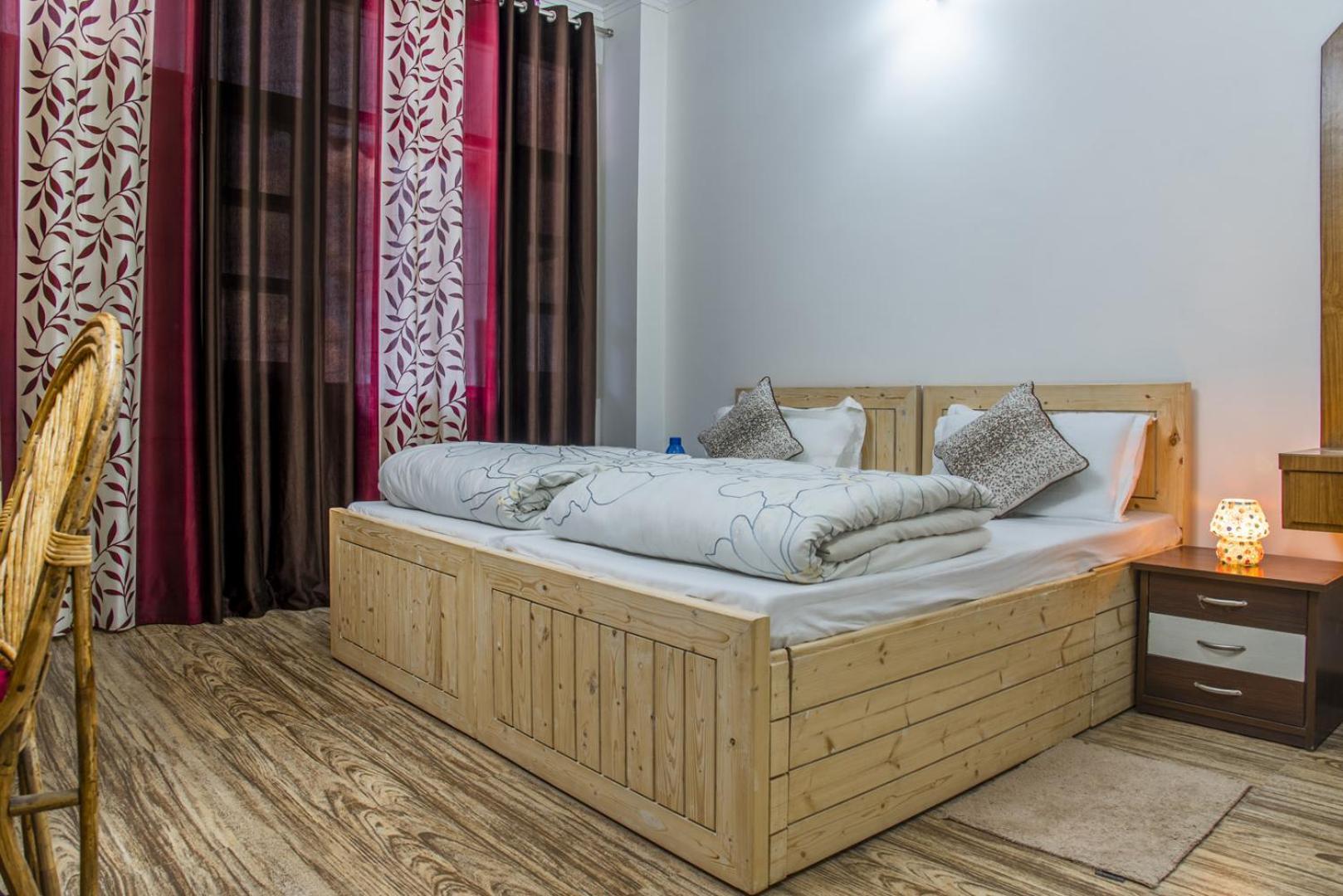 Kasauli Edge Apt With Balcony Екстериор снимка