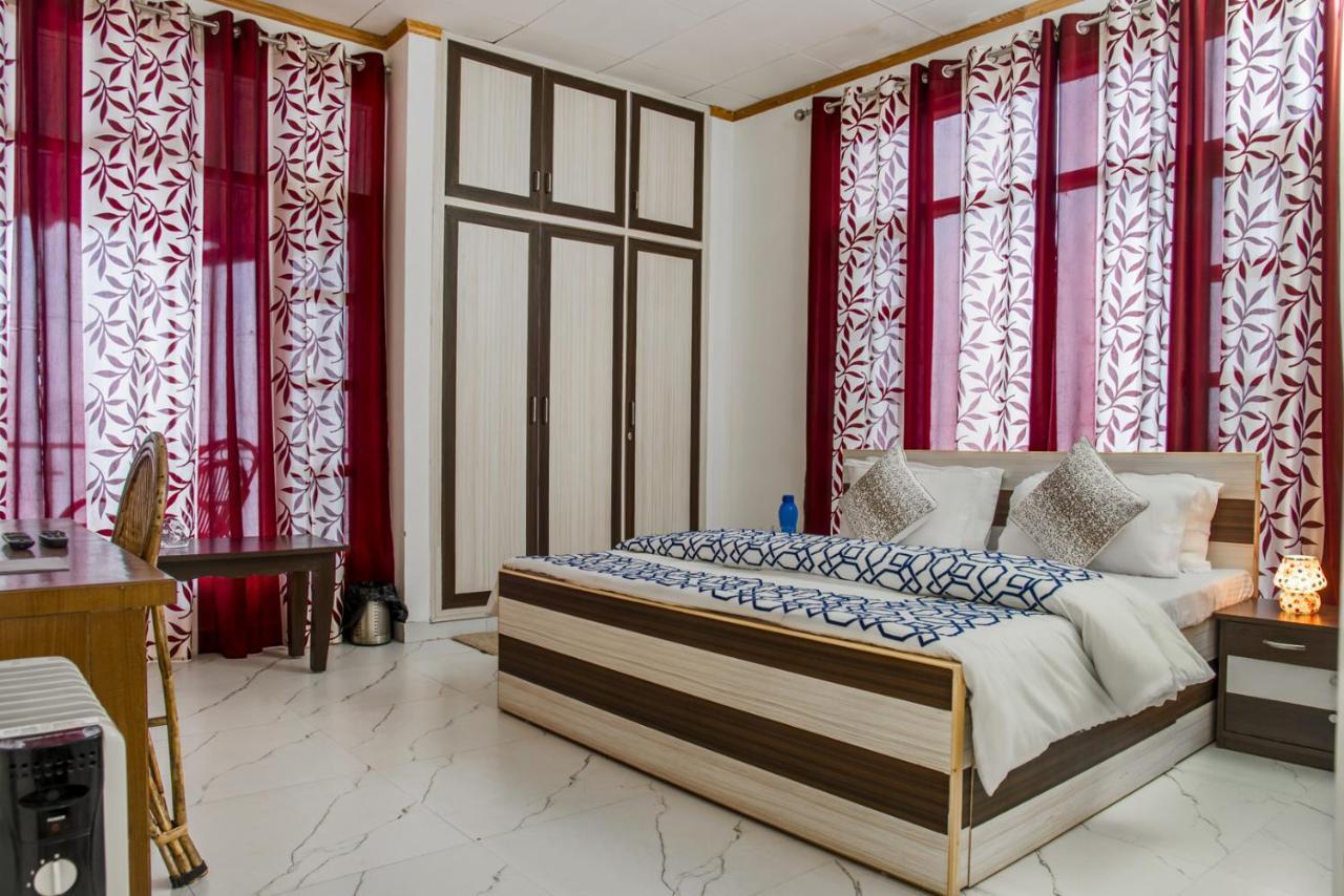 Kasauli Edge Apt With Balcony Екстериор снимка